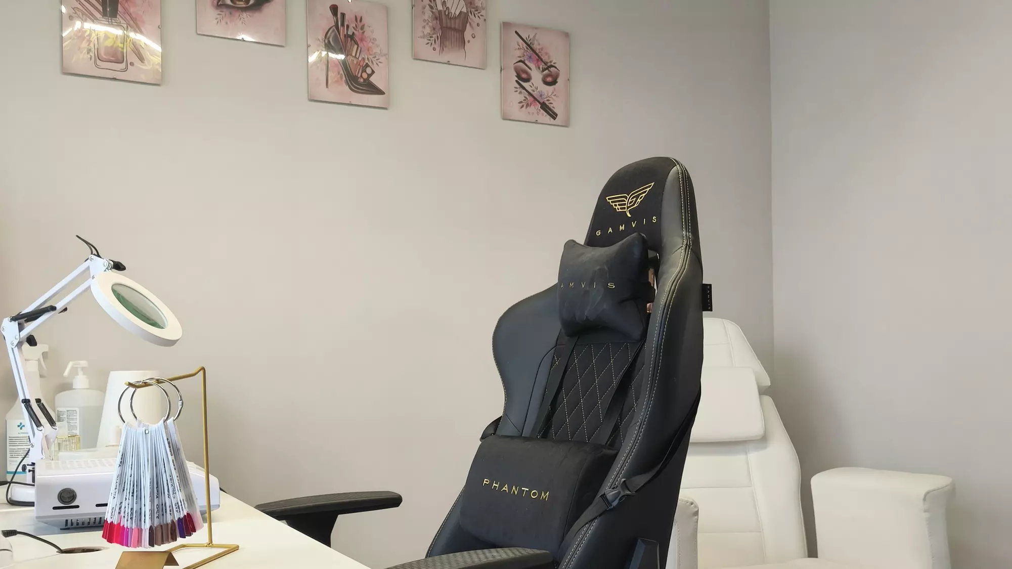 Analiza sylwetki i analiza kolorystyczna ze stylistką