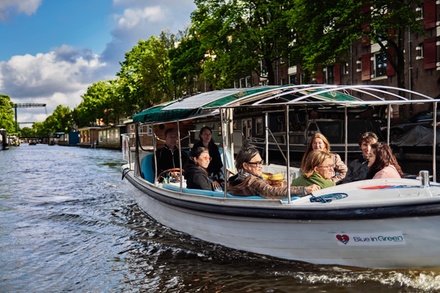 Privé rondvaart van 1,5 uur voor max. 10 personen - Book a Tour Amsterdam