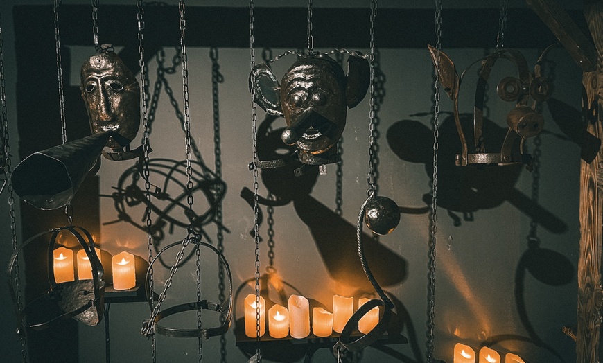 Image 3: Medieval Torture Museum – Interactive Exhibits in LA