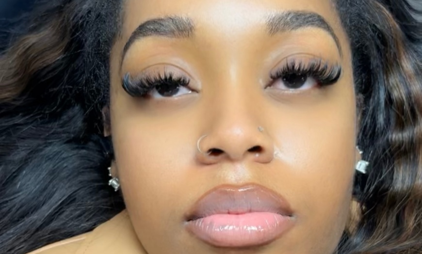 Image 3: Up to 70% Off on Eyelash Extensions at Beauty Lab