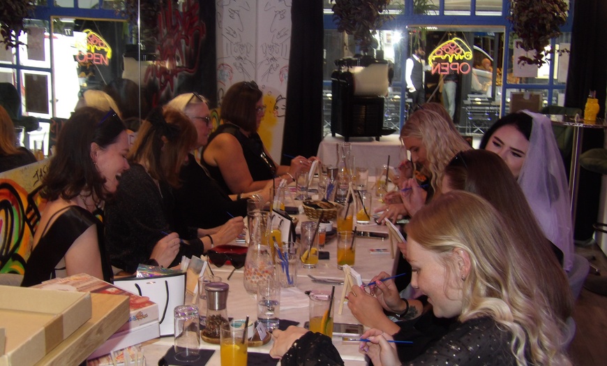 Image 2: Up to 13% Off on Brunch Place at 118 Brick Lane Pizza