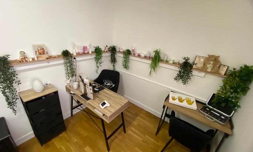 Image 2: Massage détente des pieds ou réflexologie crânio-faciale à Bourges