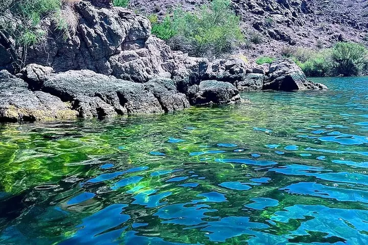 Las Vegas & Arizona: Colorado River Kayak Tour to Emerald Cave & More