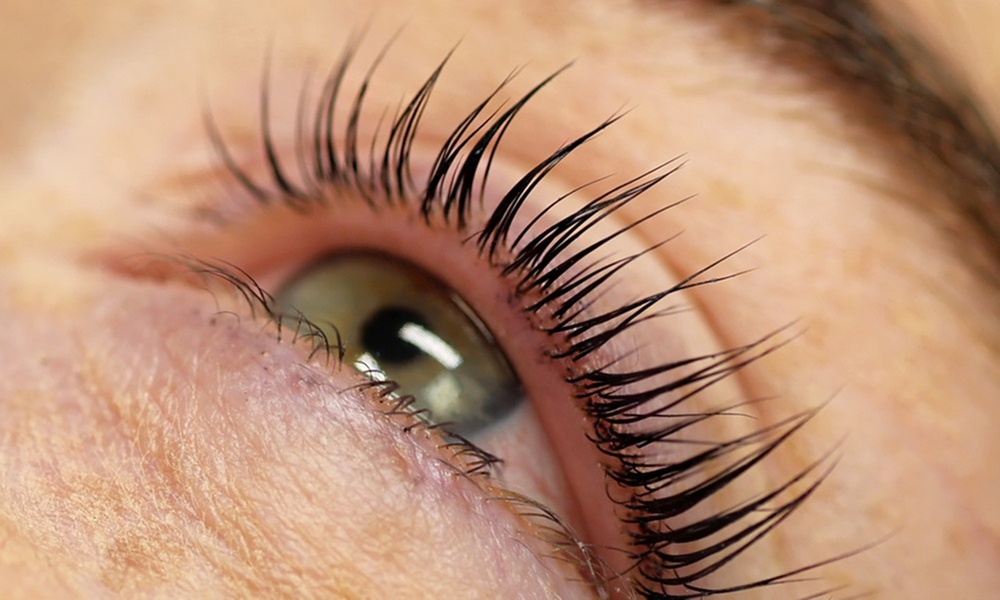 Stunning One Korean Lash Lift with Optional Tint