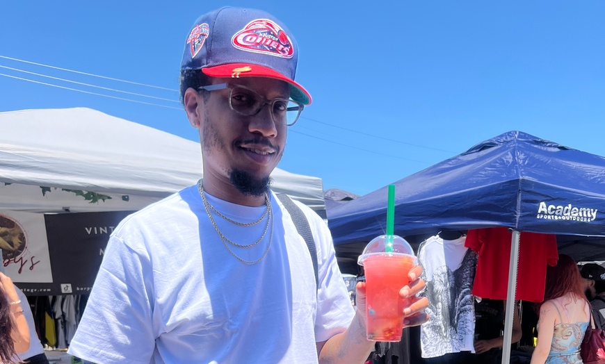 Image 5: Convenient DIY, Delivery or Full Event Service package 