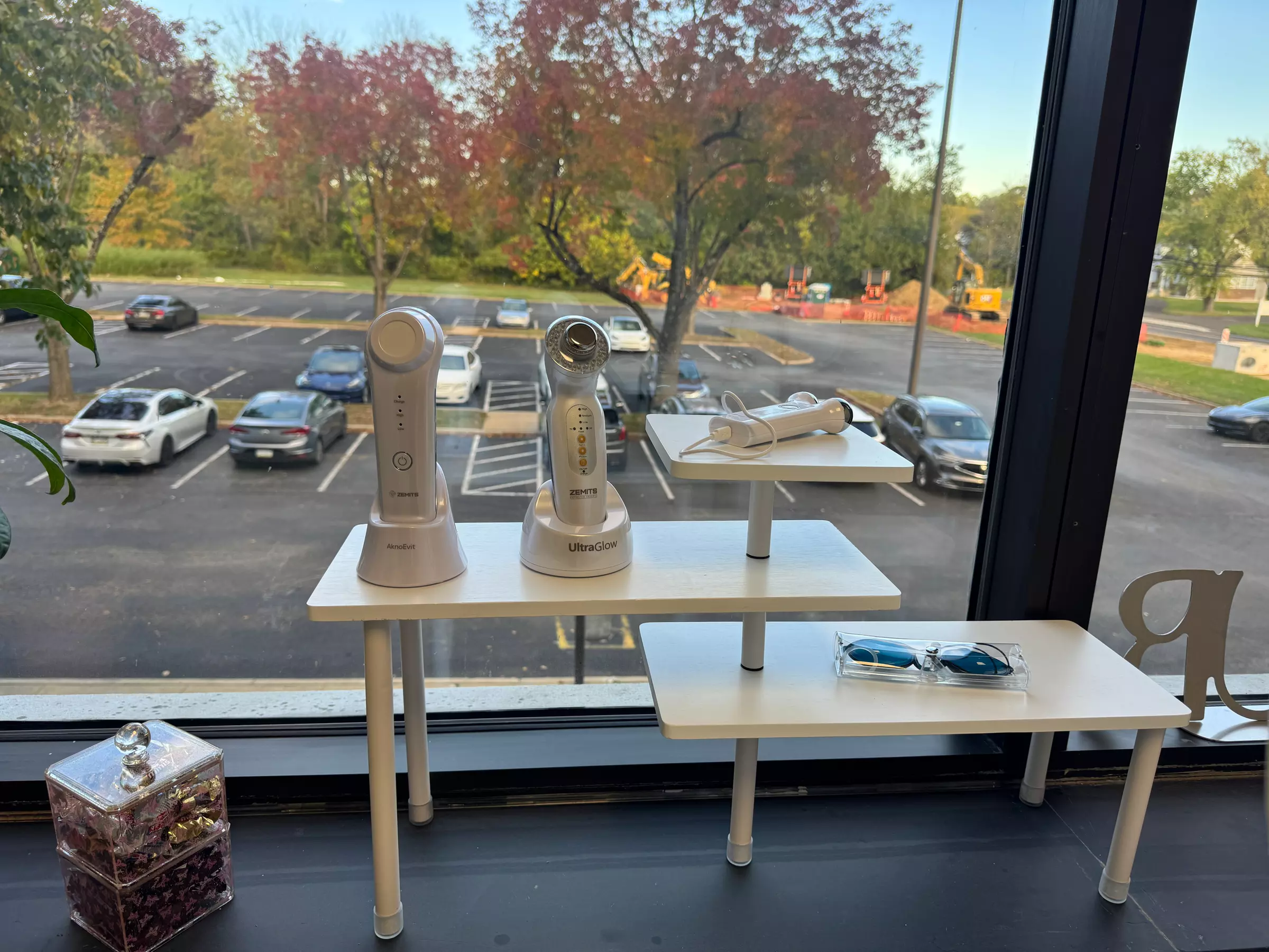 Experience Rejuvenating Facial Sessions of your Choice!