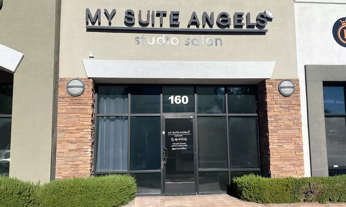 One, Three or Five 60-Min Customized or Dermaplane Facials