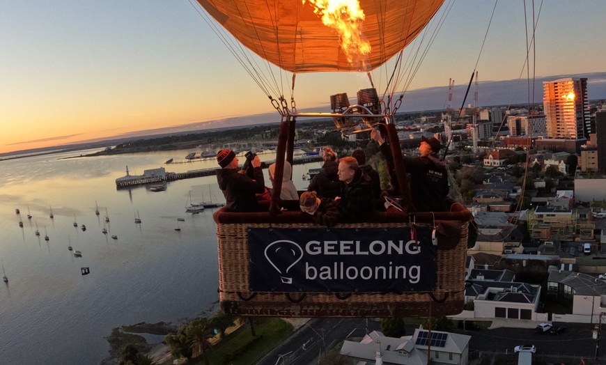 Image 6: Geelong Hot Air Balloon Flight at Geelong Ballooning