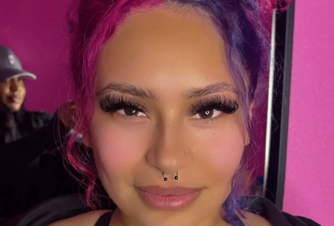 Effortless Glamour: Lash & Brow Tinting or Choice of Lash Extensions