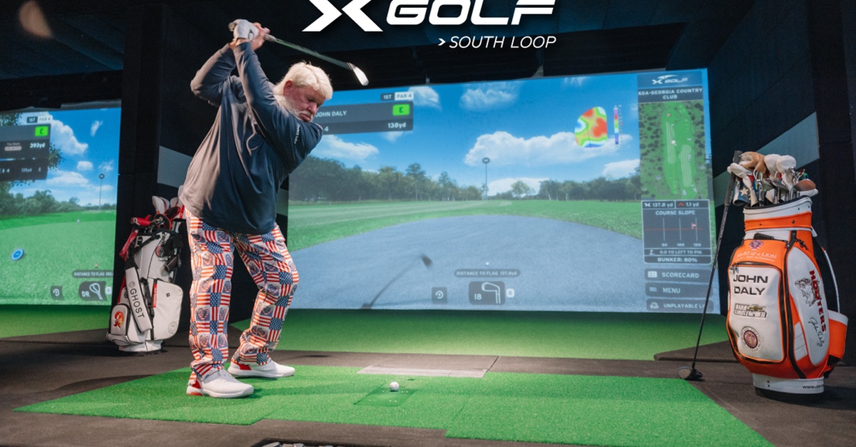 Immersive Virtual X-Golf Simulator Experience for Up to 6 Players with Complimentary Club Rental (Up To 75% Off)