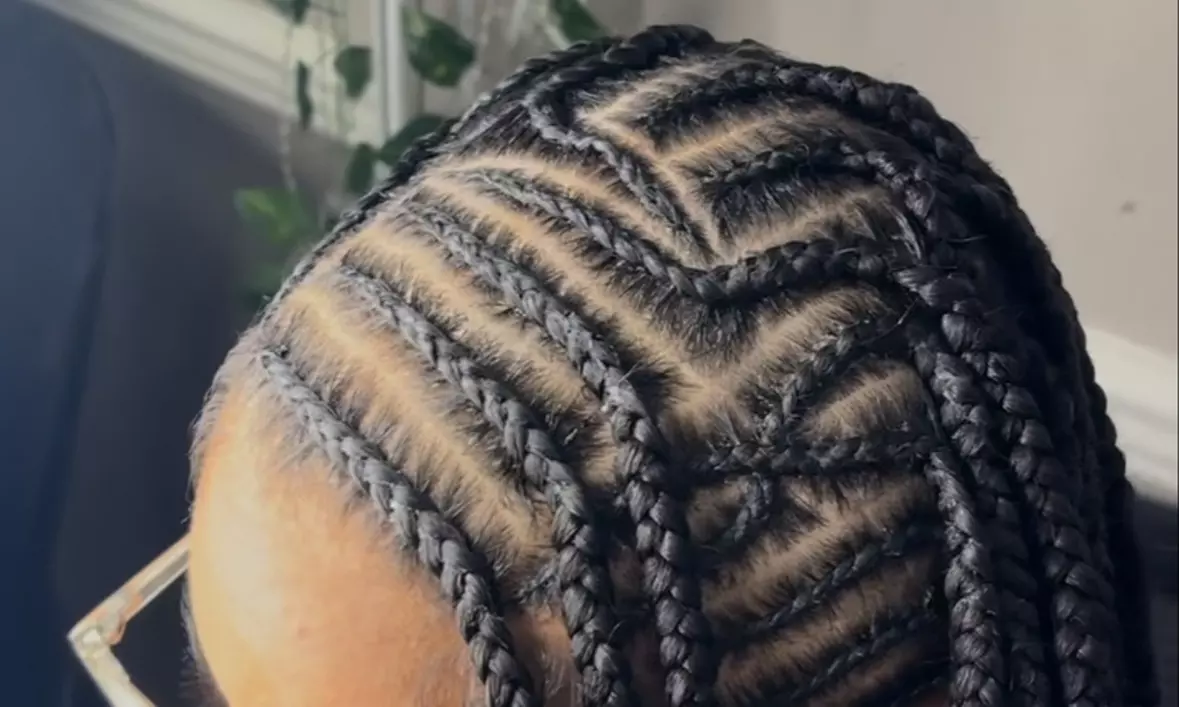 Unleash Your Style: Transform Your Look with Stunning Knotless Braids!