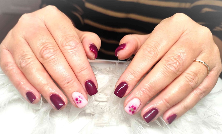 Image 2: Up to 67% Off on Mani-Pedi - Shellac/No-Chip/Gel Classy Claws