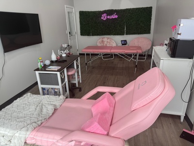 One Brazilian Wax & Vajacial (75-Minutes) - Pretty Kitty Body Esthetics