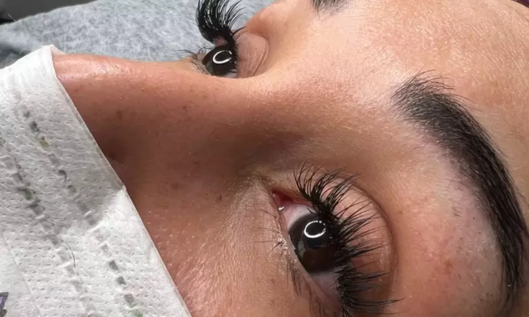 Experience Bloom Beauty Suite's Eyelash Extensions, including Classic and Hybrid Sets, with up to 39% off - Primary Image