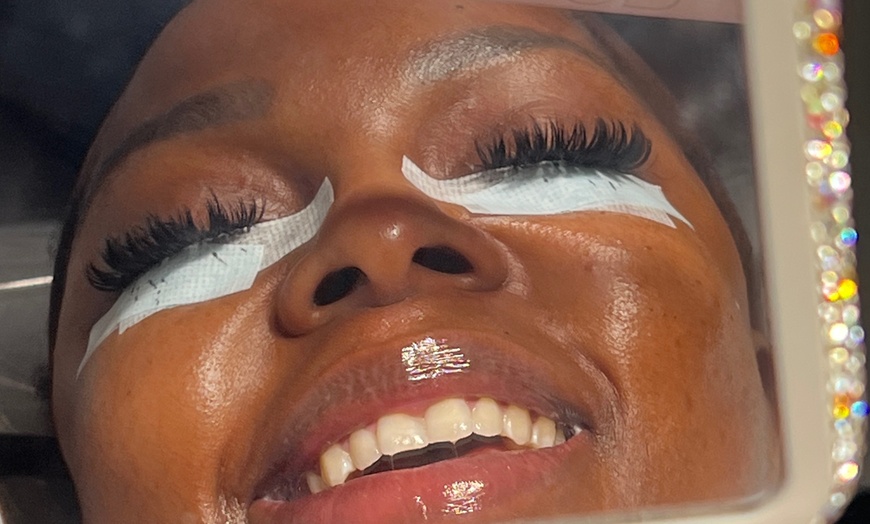 Image 10: Up to 50% Off on Eyelash Extensions at Baddie Winks