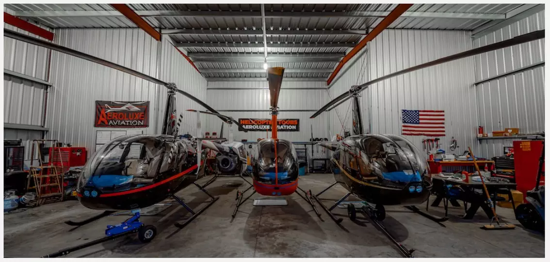 Helicopter Tours: Celebrity Homes, Downtown, or River & Nature