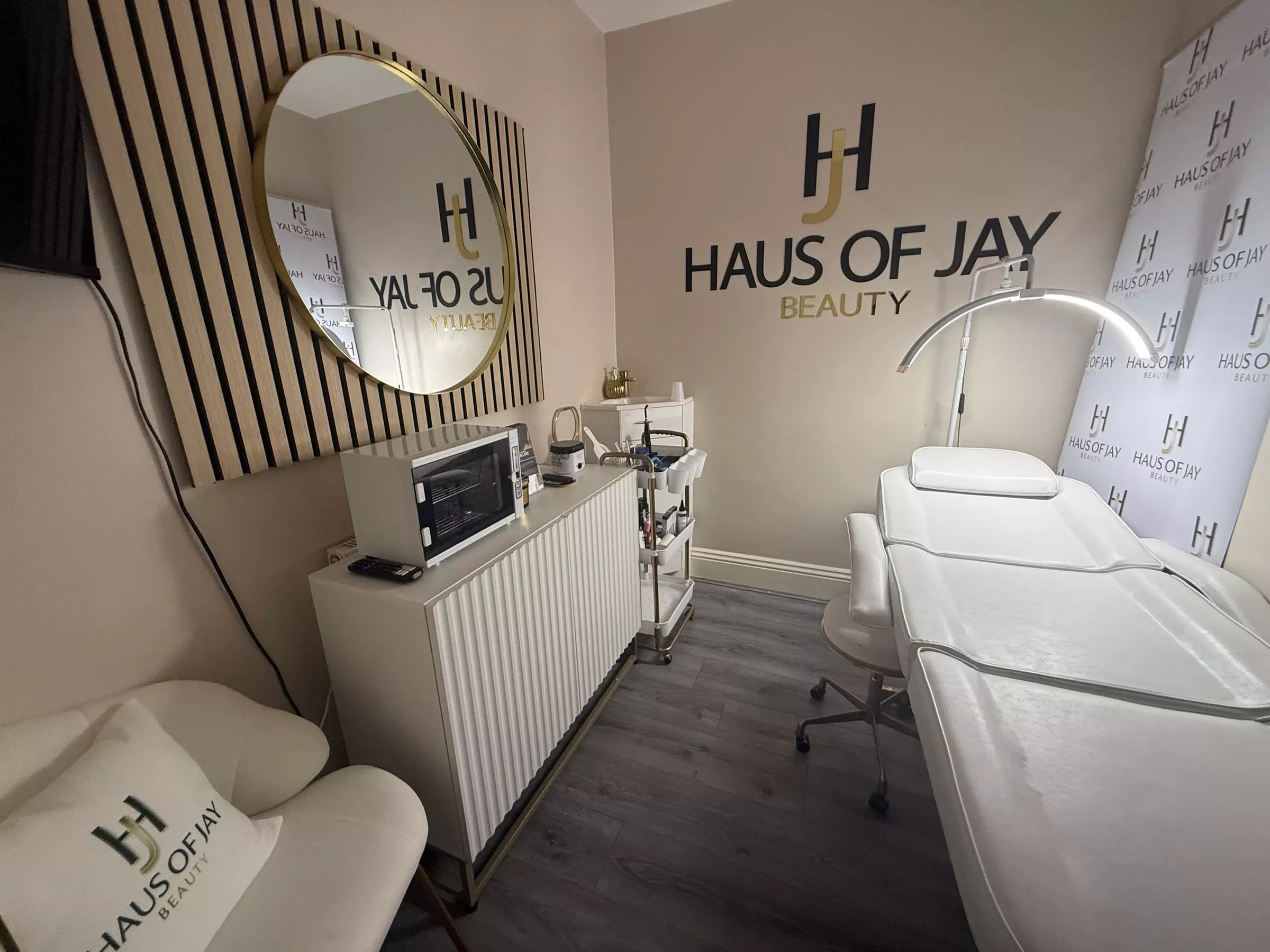 Signature Teeth Whitening or Signature Teeth Whitening Package of 3