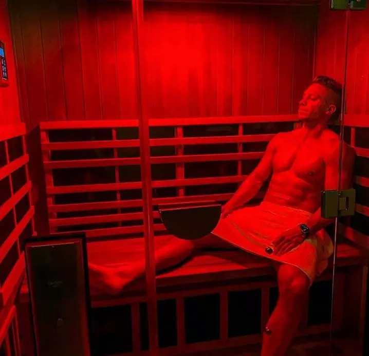 Experience Cryo Recovery Lounge's Infrared Sauna Sessions for One or Two, promoting relaxation and wellness, up to 25% off - Primary Image