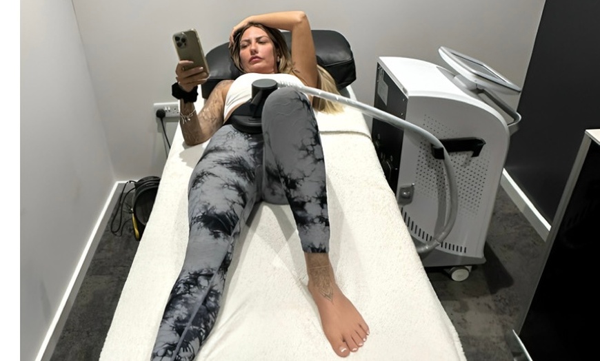 Image 6: Single or Two Area Sculpting, Private Sauna, Body Sculpt, & More