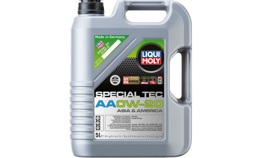 Image 2: Full Synthetic Oil Change and Inspection
