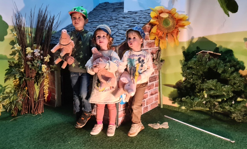 Image 1: Kinder Escape-Room „Die 3 kleinen Schweinchen“ für bis zu 5 Spieler