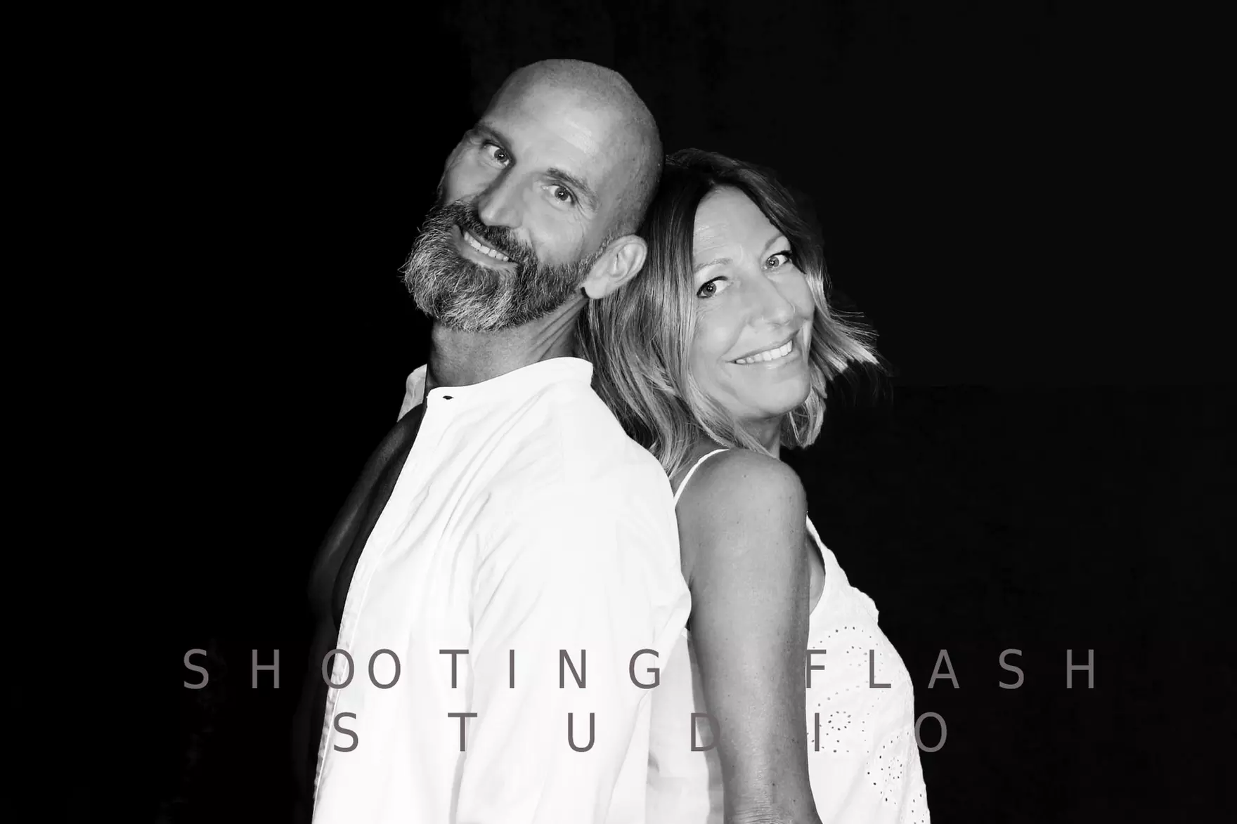 Shooting photo de l’Amour STUDIO FLASH STUDIO Pieds dans l’eau (jusqu'à 78% de réduction)