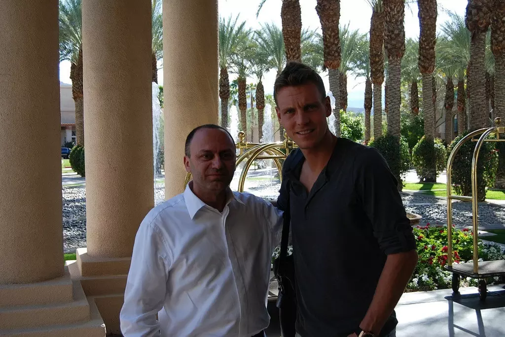 Up to 20% Off on Black Car / Limo / Chauffeur at Inf Limos