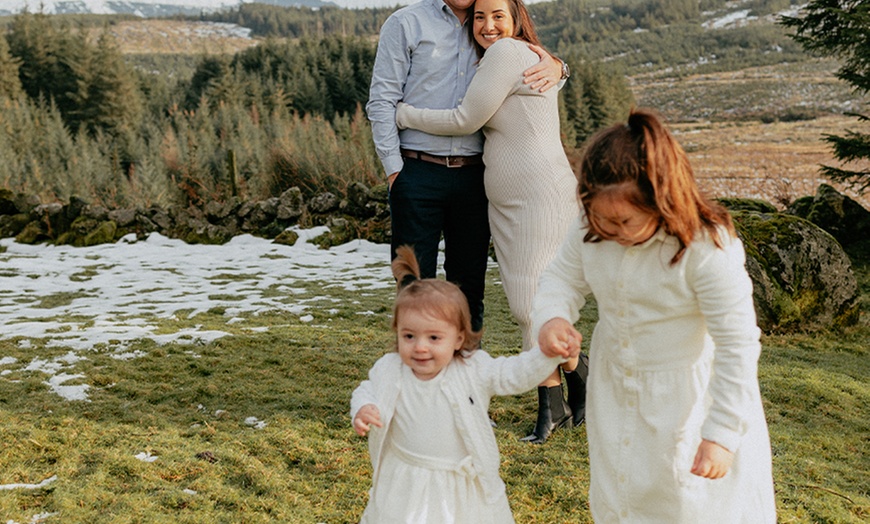 Image 5: Authentic Moments w/ Quick Shoot Experience or The Essentials Shoot