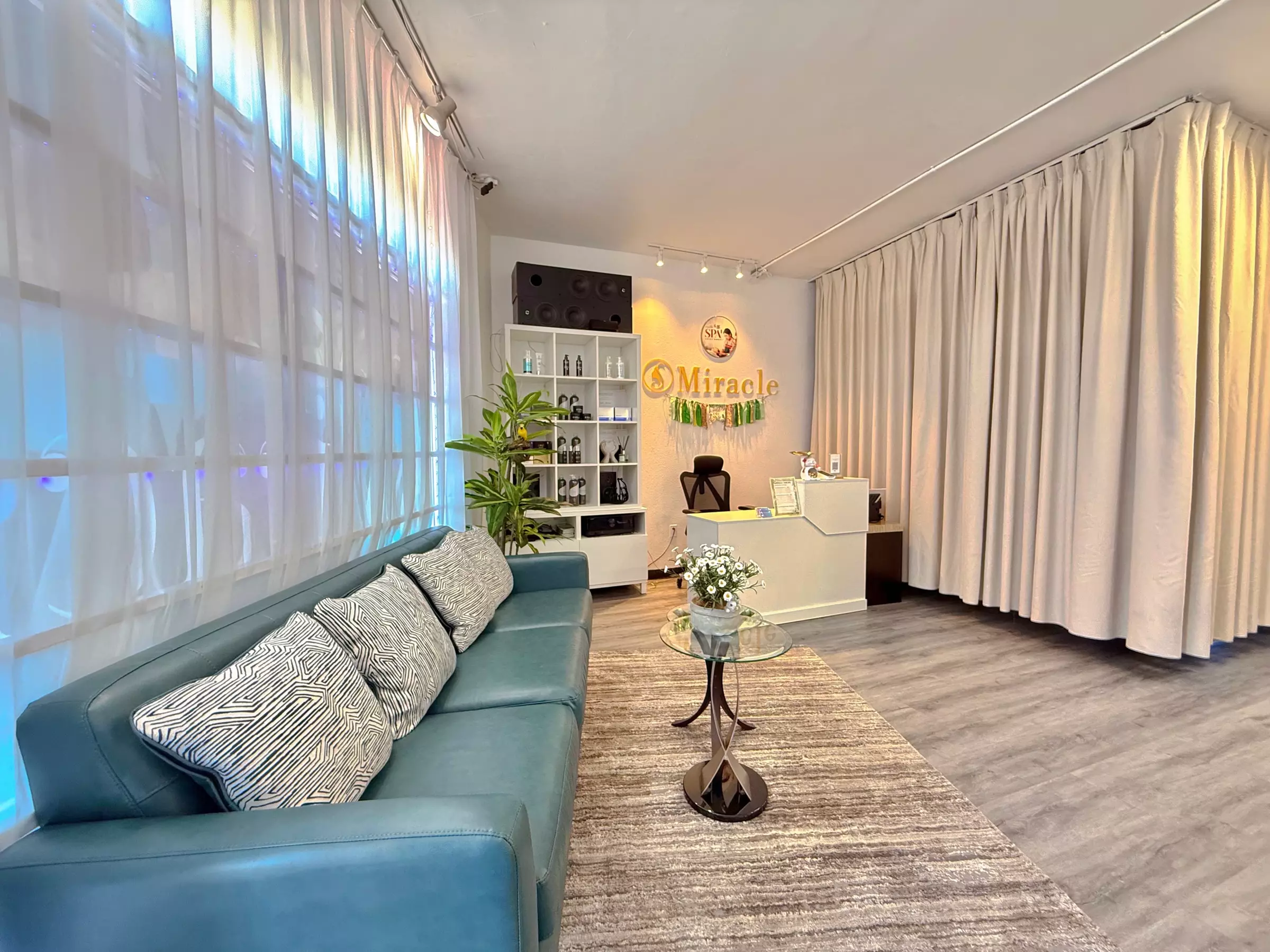 Luxury Head Spa w/Neck & Shoulder Massage or Mini-Facial for 1 or 2
