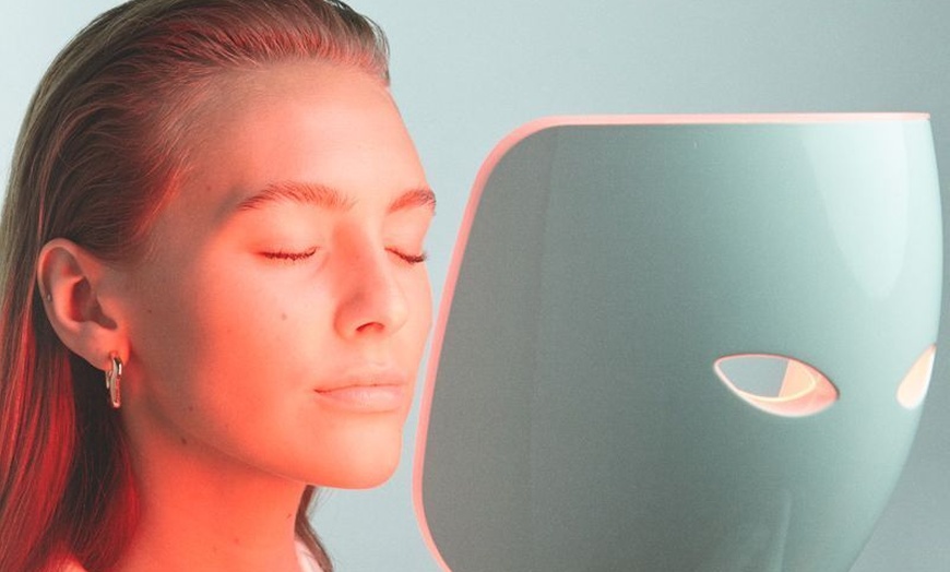 Image 3: Soin express du visage de luminothérapie de 12 ou 20 min