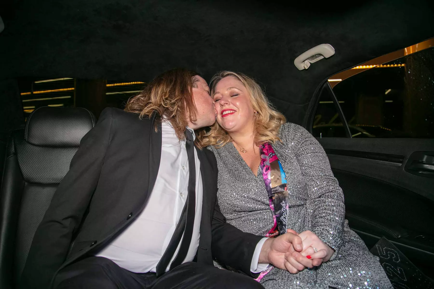 VIP Limo Photo Tour: Iconic Landmarks & Professional Photography