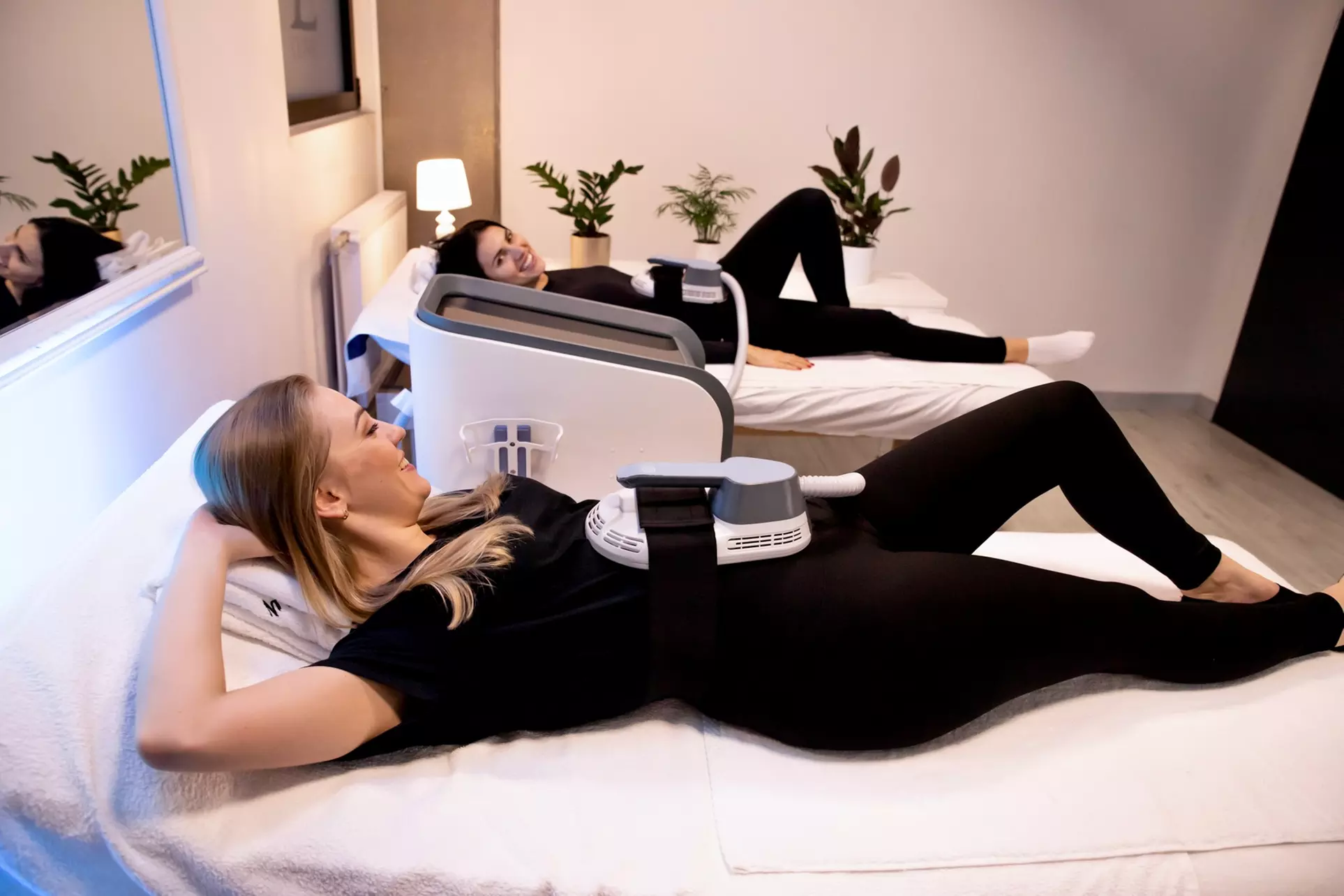 Transform Your Body With EMS Sessions and RF Skin Tightening