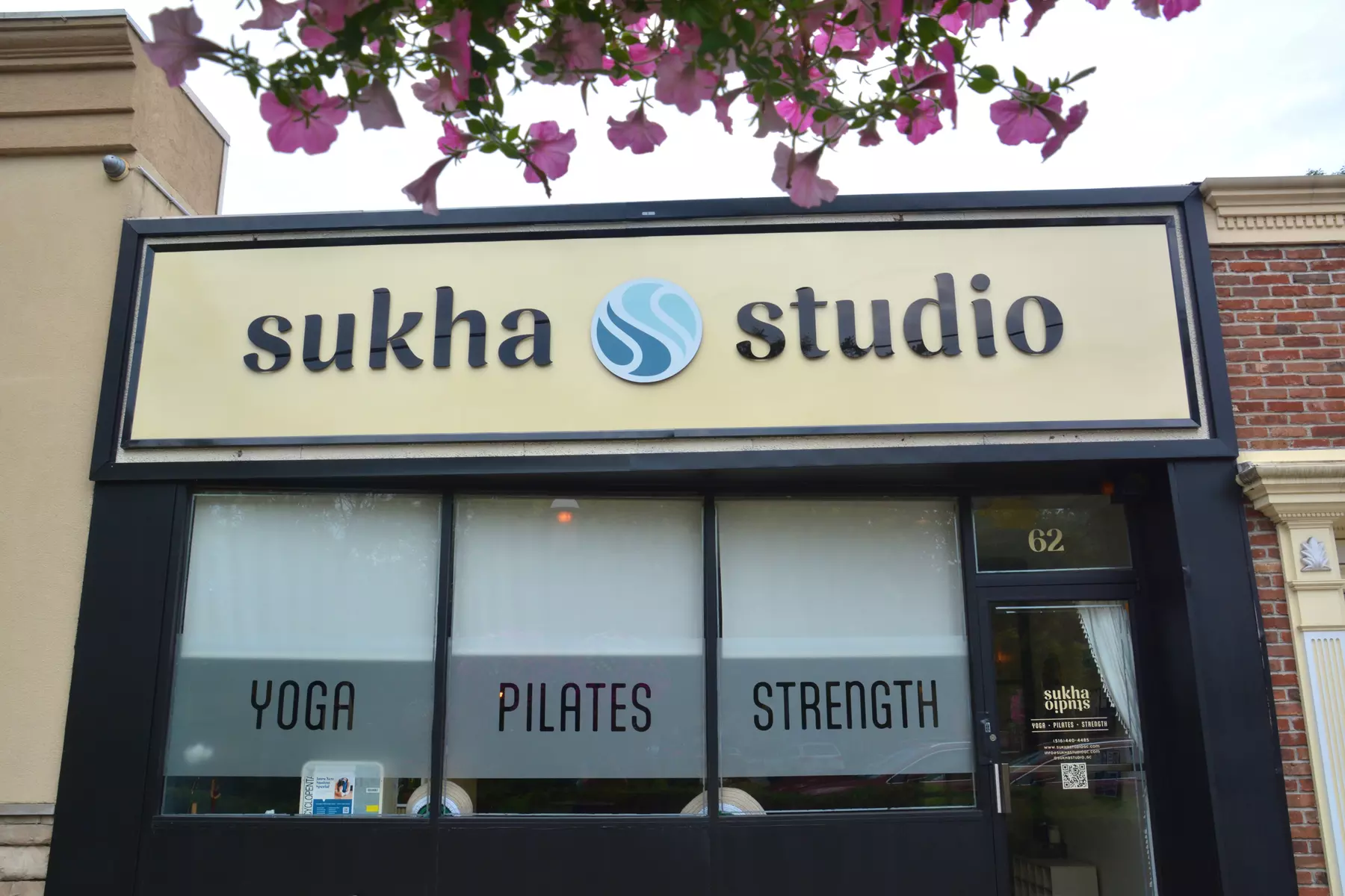 Yoga Classes with Flexible Packages for 5 or 10 Sessions in NY