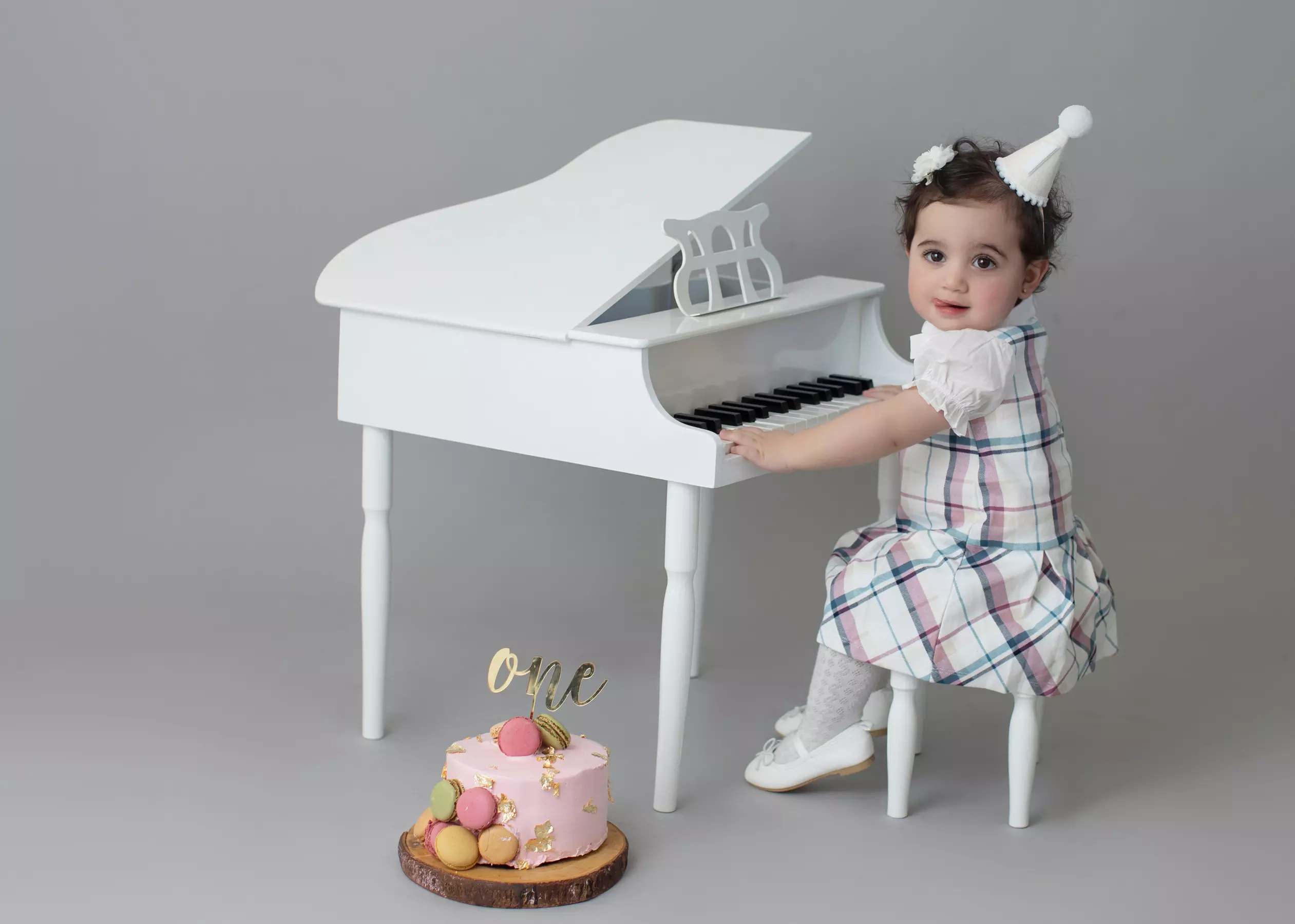 Up to 20% Off on Seasonal Photography at Sanni Photogallery