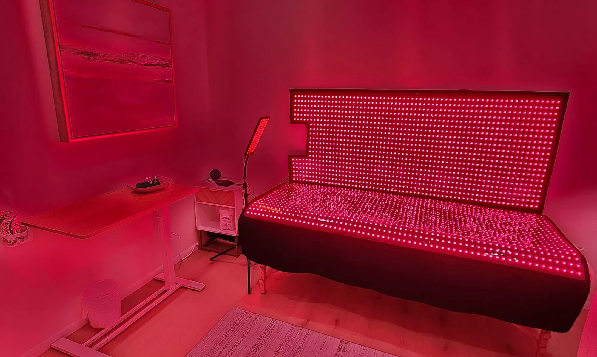 Red Light Therapy: Skin Rejuvenation, Pain Relief & Muscle Recovery