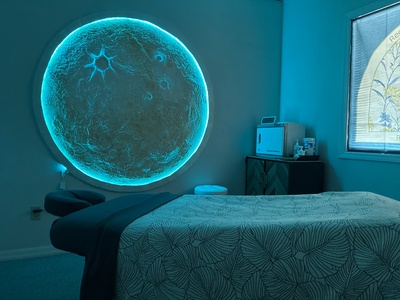 50 minute Relaxation Massage with Hot Stone, Aromatherapy and foot scrub - Revive Facial & Massage