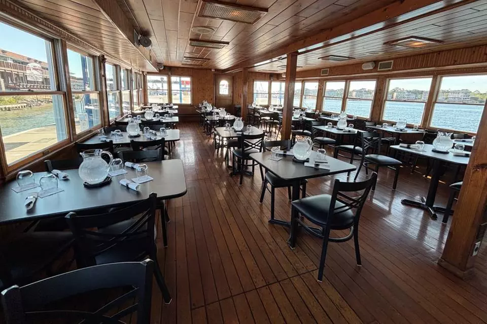 Comedy & Karaoke Cruises – Destin/Okaloosa Waters