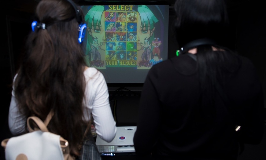 Image 9: Silent Disco Meets General Retro Gaming Adventure!