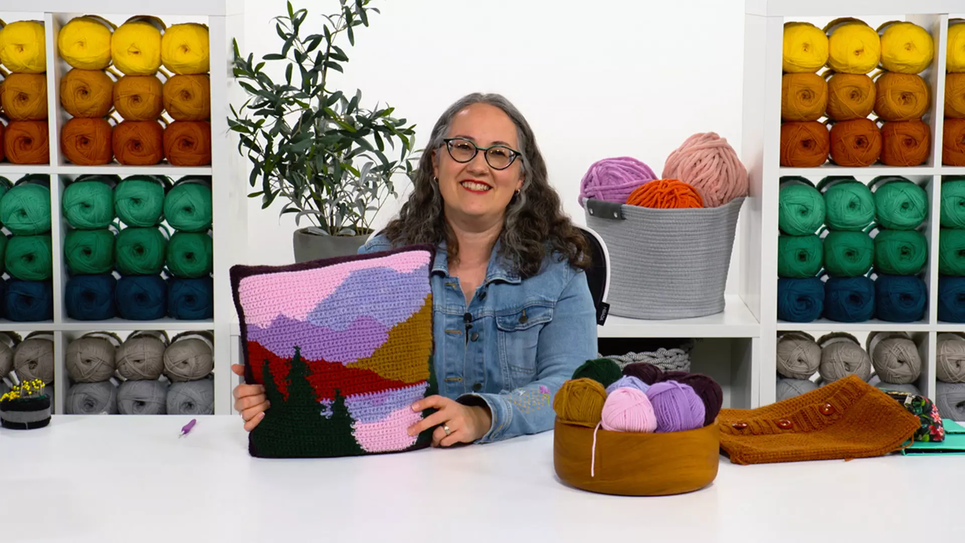 Craftsy Premium Membership – Unlock a Year of Creative Learning