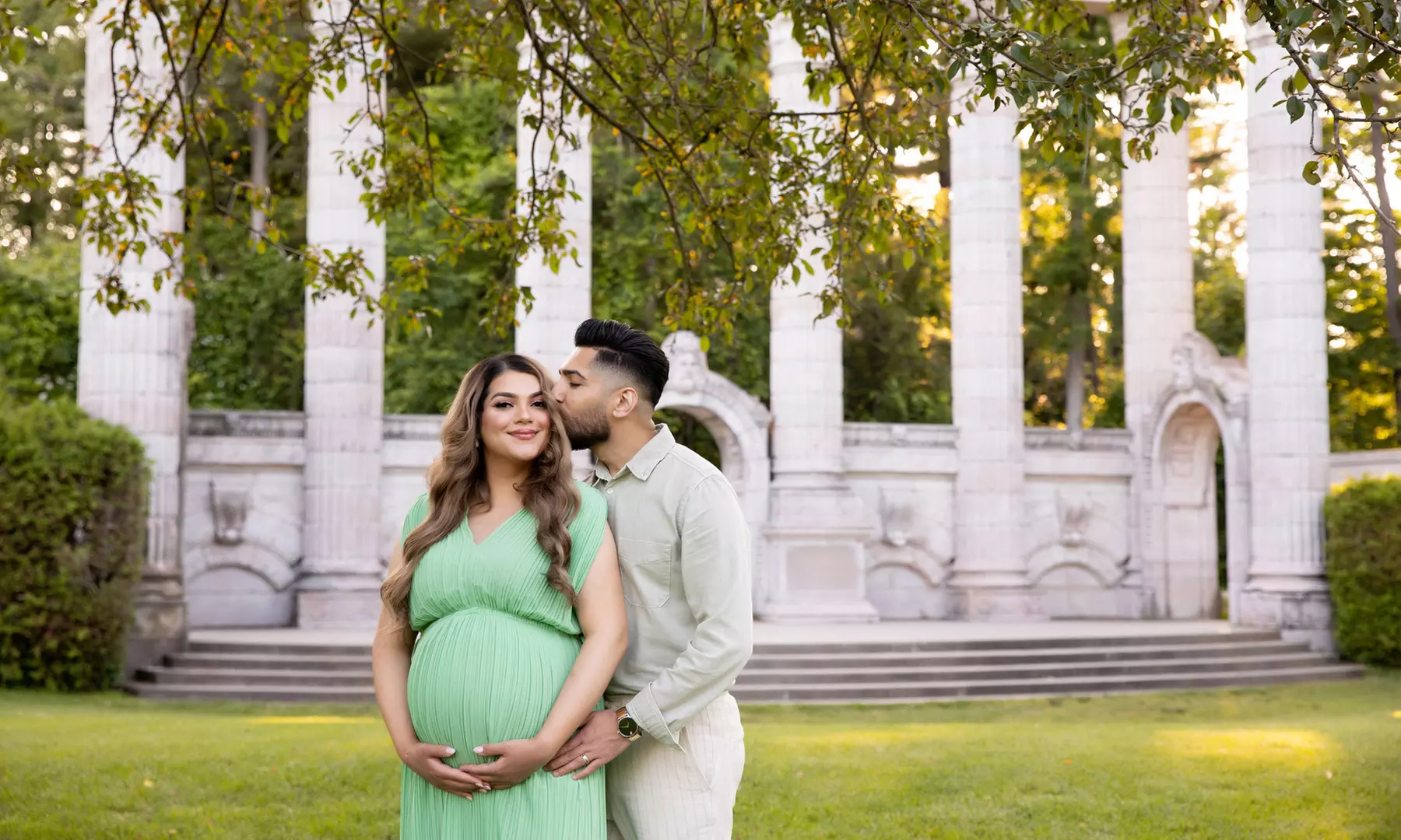 Get 30- or 60-Min Single Family or 2- or 4-Hr Photography Session
