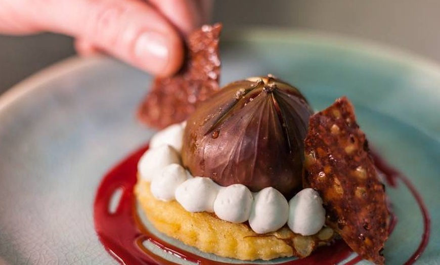 Image 9: Vue panoramique, saveurs et grand air : menu en 3 services pour deux