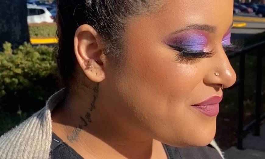 Image 4: Look your best with expert full face makeup 