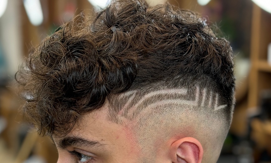 Image 7: All-in-One Haarpakete für Sie & Ihn: Pflegekur, Farbe, Bartpflege etc.