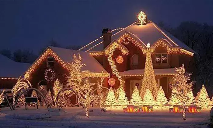 Magical Holiday Lights Tour For 1, 2, or 4 for a Dazzling Night Out