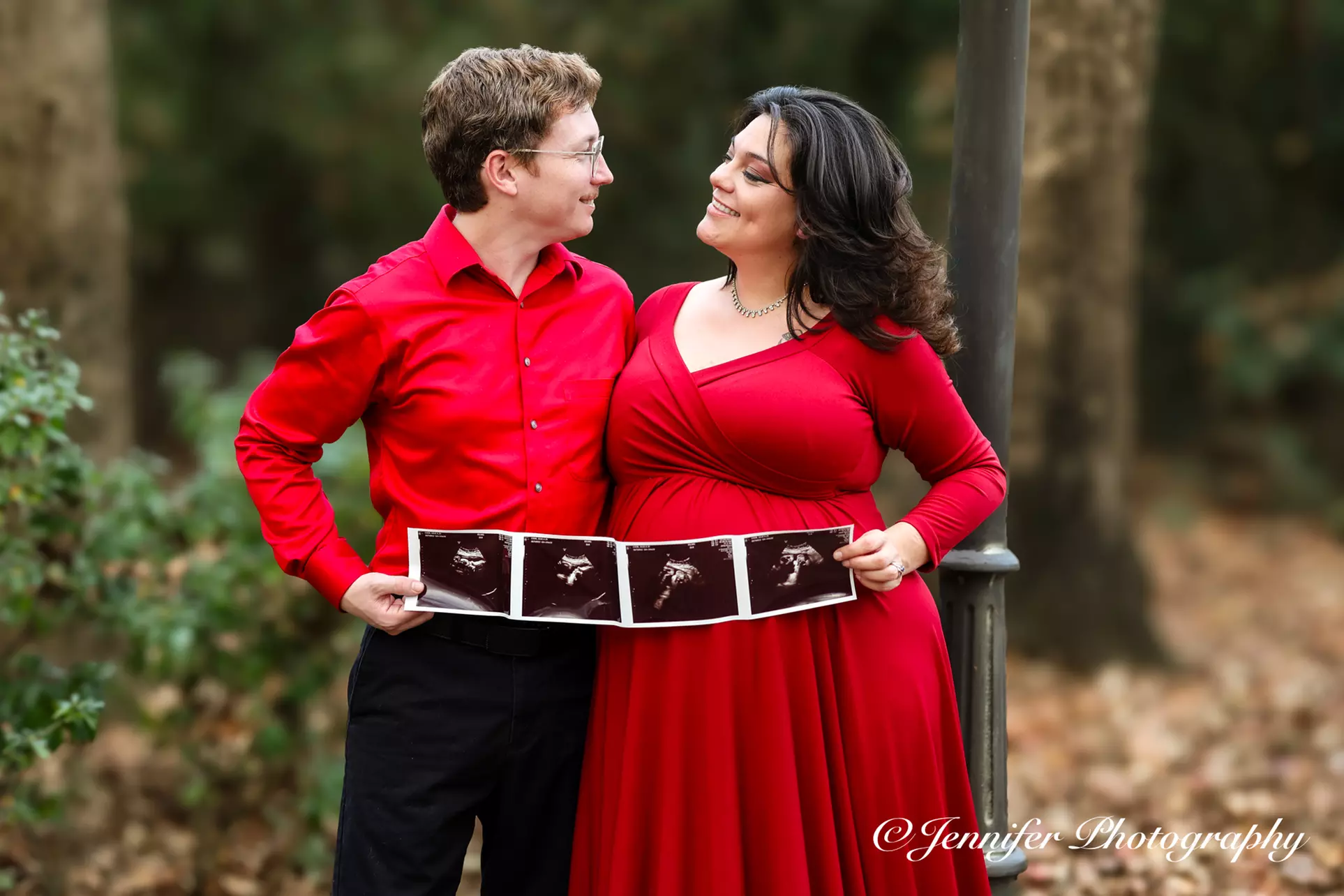 60,90, or 120-Minute Outdoor Photography Session with Photo Package