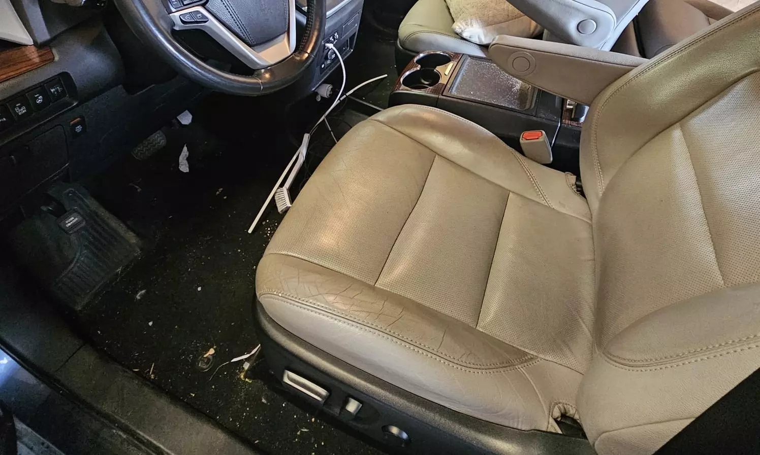 Premium Refresh Detail for 7-Seater SUVs/Sedans/Hatchbacks and More