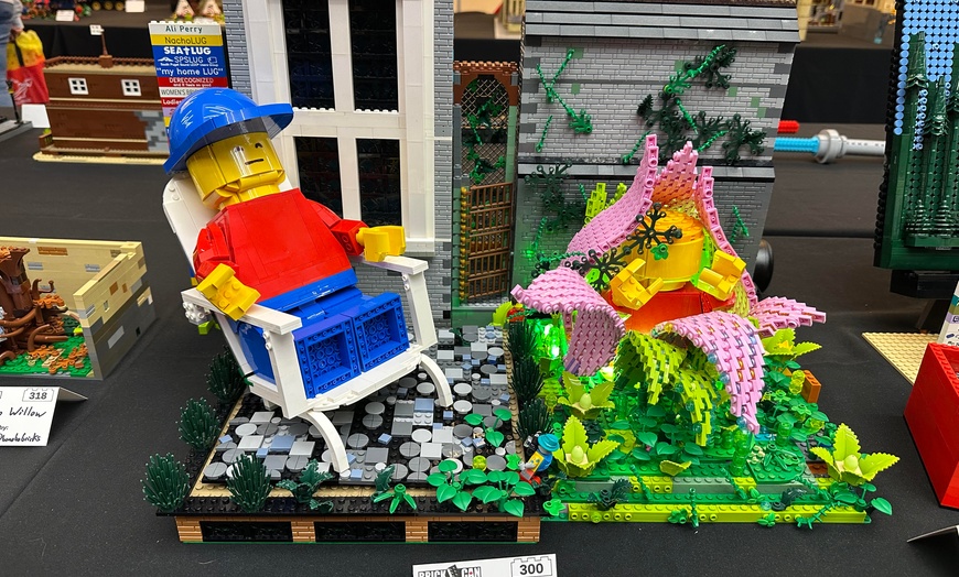 Image 6: BrickCentric LEGO Fan Convention in Los Angeles