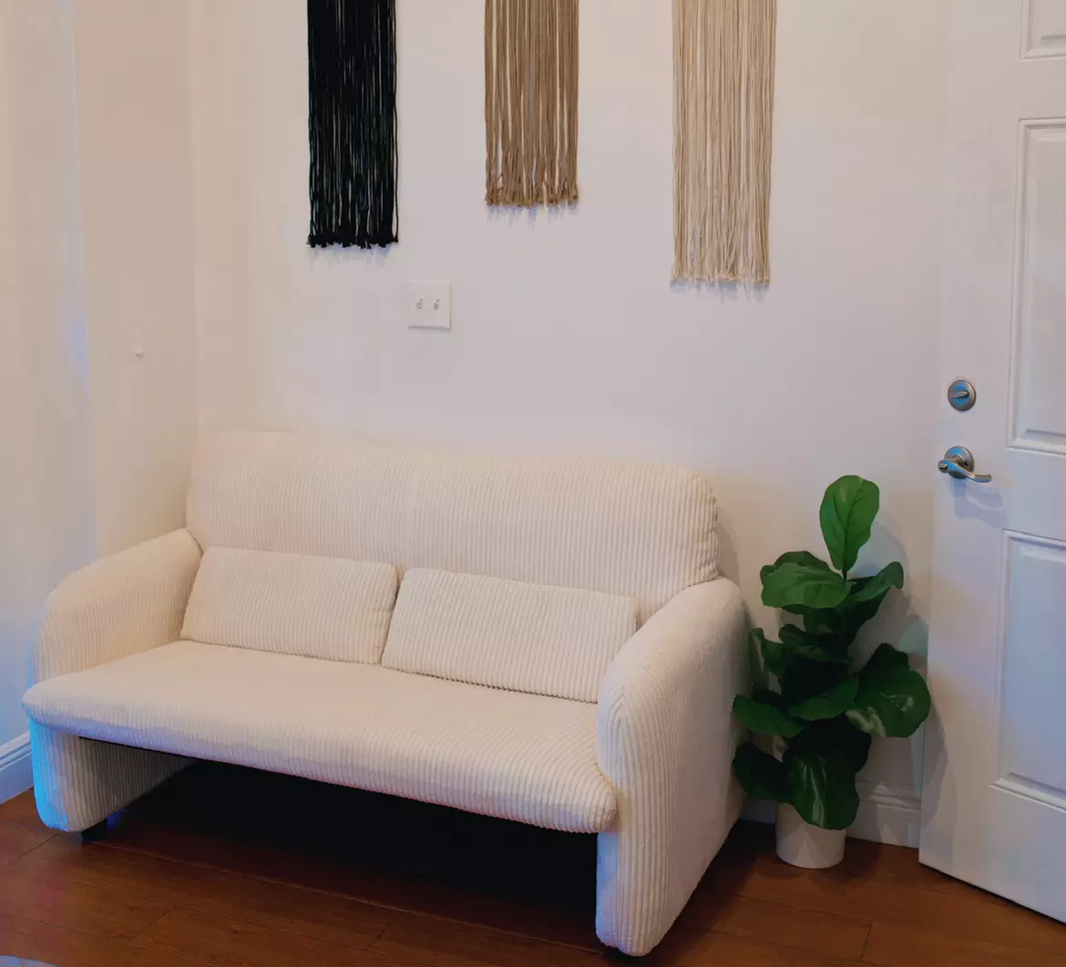 30-Min Full Body Massage w/Aromatherapy, Hot Stones, Hot Towel, & More