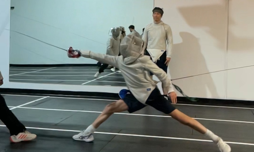 Image 3: Beginner Fencing: 90-Min Class or Four 40-Min Sessions for 1 or 2 (7+)