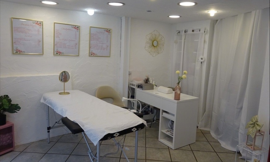 Image 3: Soin du visage au choix et massage en option avec Sensation elle